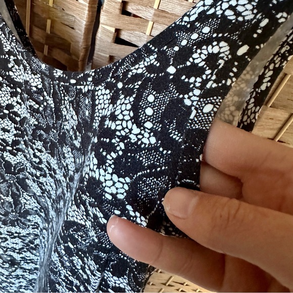Volcom Lace-print Bodycon Dress - L, Black/White - Picture 2 of 7